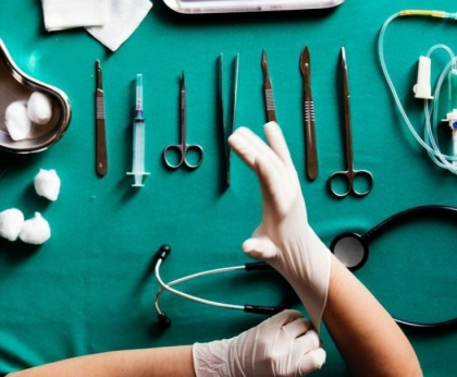 Mua Thiết Bị Tiểu Phẫu Chính Hãng – Chất Lượng Được Kiểm Định